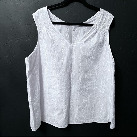 Time and Tru Women's Woven Tank Top Size:XXL color: White - Picture 3 of 9